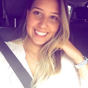 Meet your Posher, Isabelle de sousa